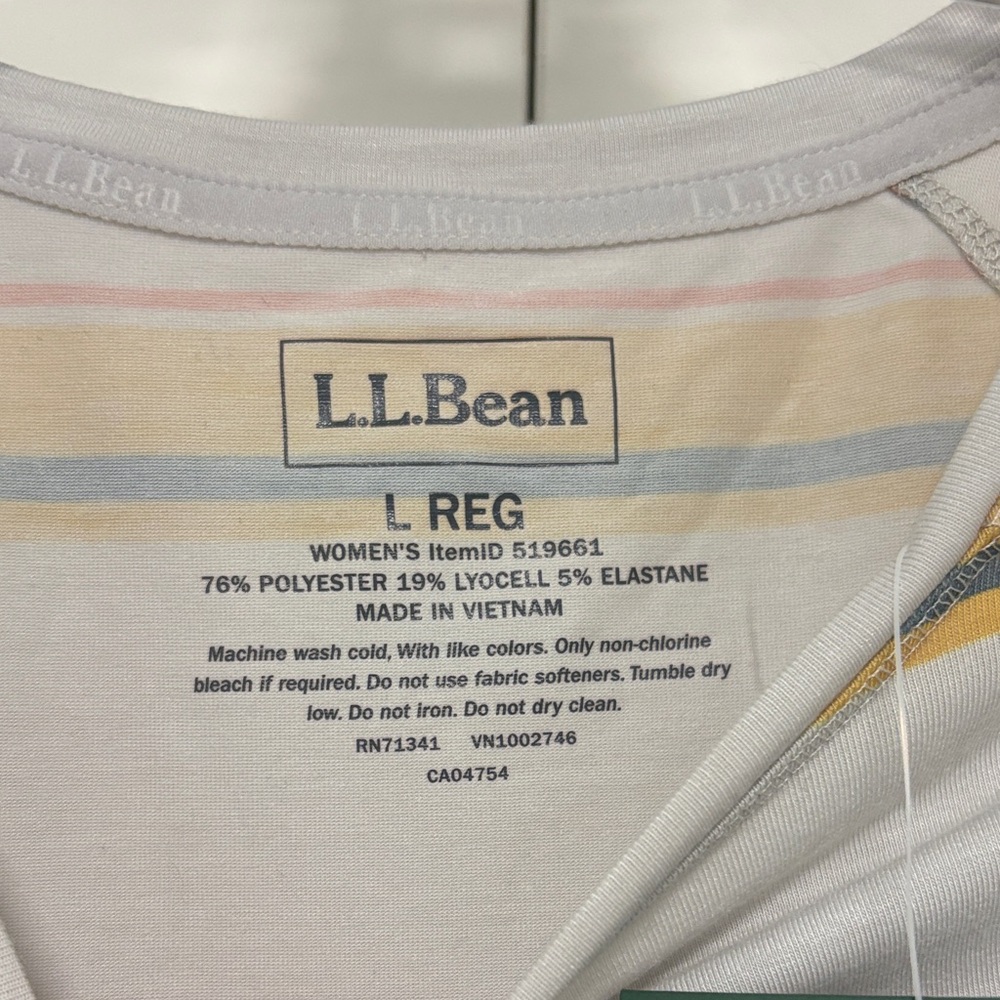 NWT L.L. Bean Women's SunSmart UPF50 Striped Everyday Crewneck Shirt SIZE LARGE - Picture 2 of 10